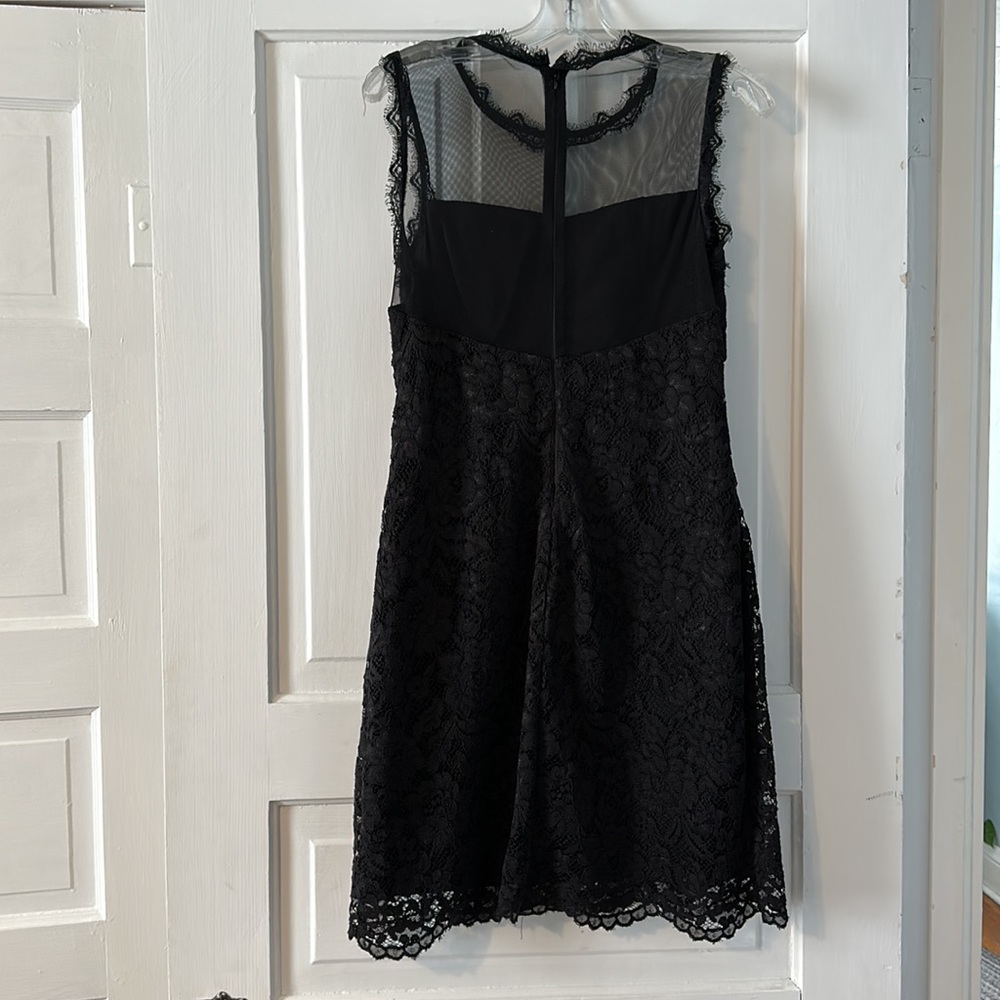 Women’s Classic Black Lace Dress - Picture 5 of 5